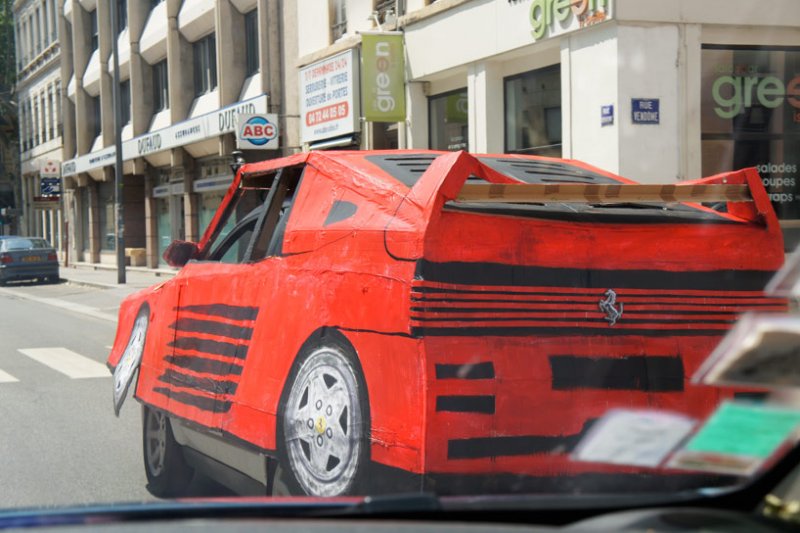 benedetto-bufalino-transforms-an-old-car