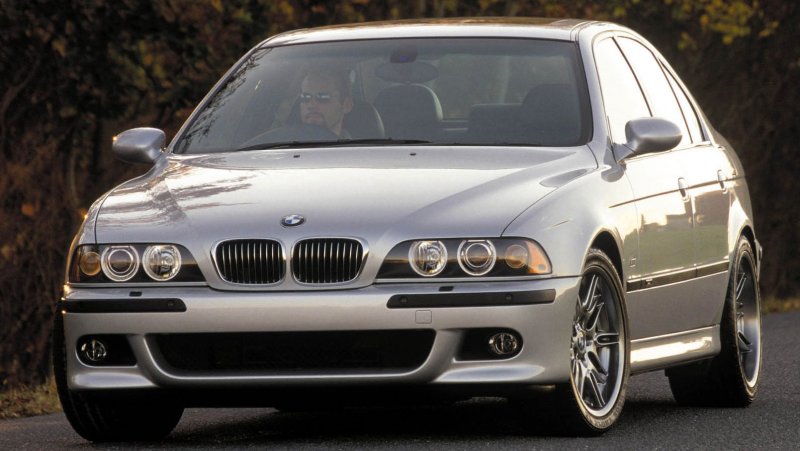 bmw-m5-E391.jpg