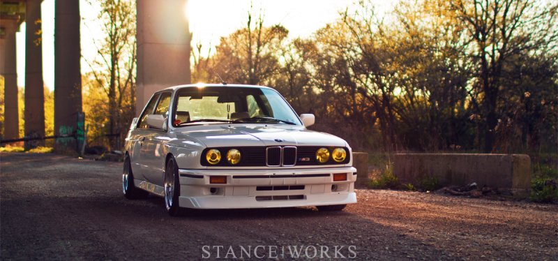 e30M3-Schnitzer-title.jpg