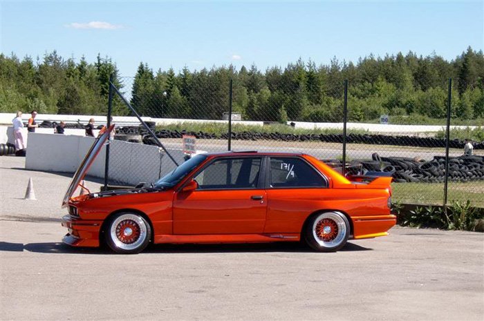 e30m317.jpg