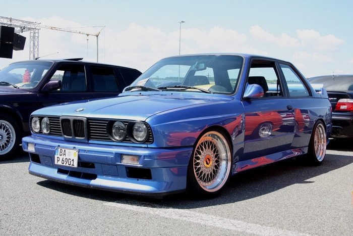 e30m322.jpg