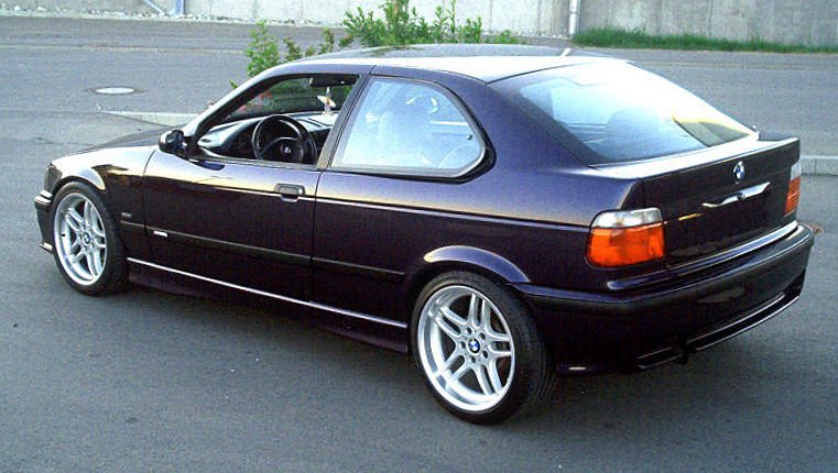 e36_5_bmw_compact_rear_view.jpg