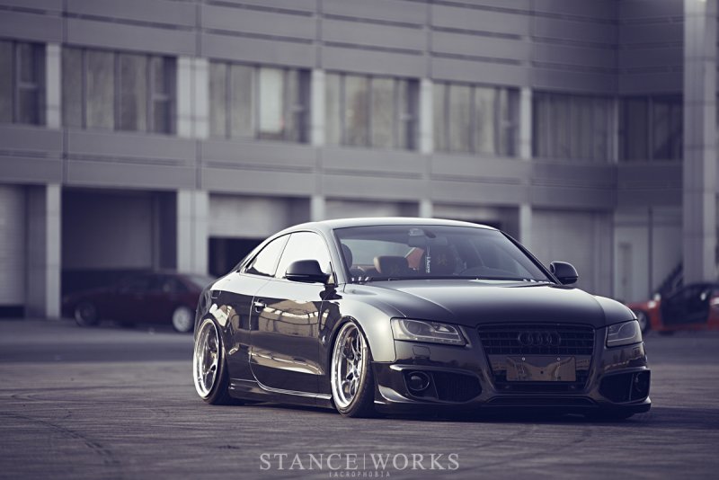 iacro-audi-A5-china-stance.jpg