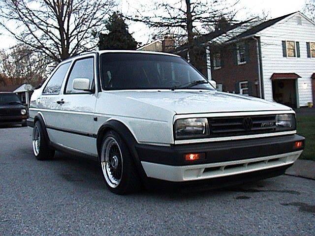 jetta2_white_1us1.jpg