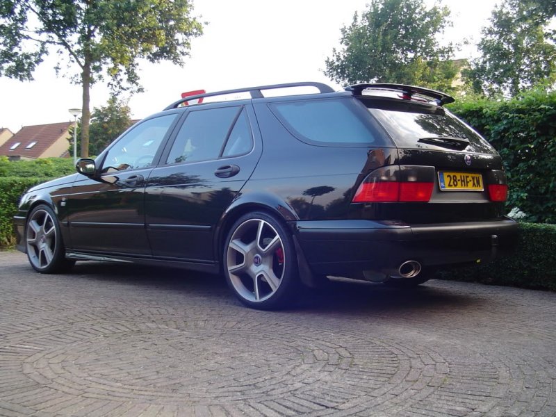 saab9-5TurboX017.jpg