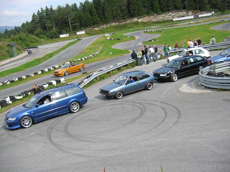 Eikås.jpg