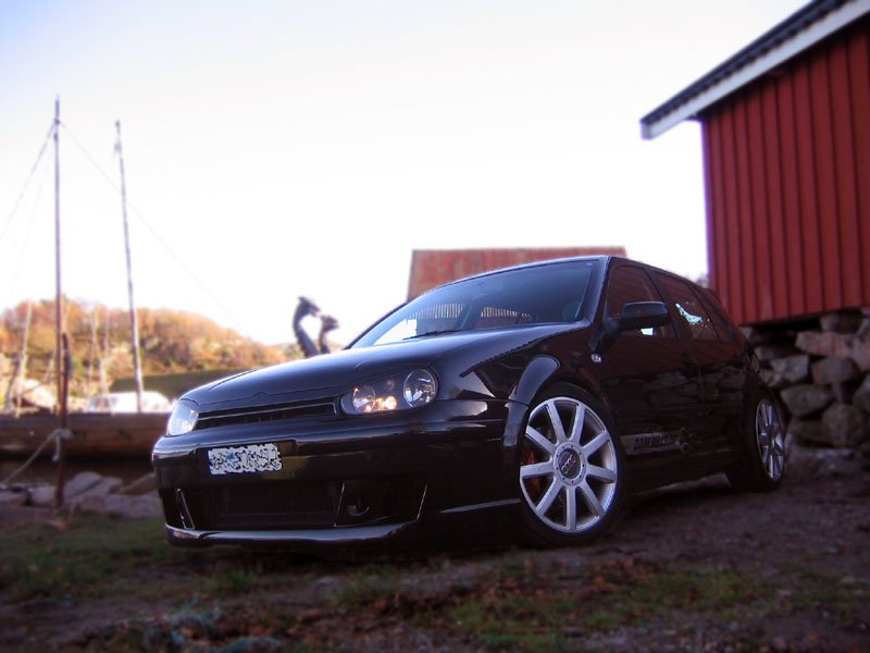 Svart-golf4-1.jpg