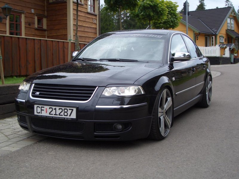 Passat med AEZ Ultra 2.jpg