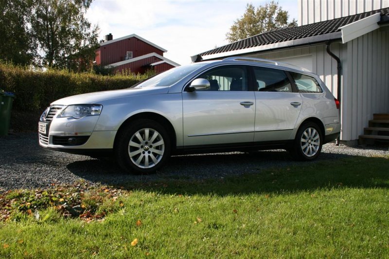 Passat_ 007 (Large).jpg