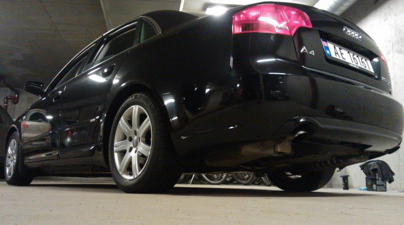 NOKIA Lumia 800_000817.jpg