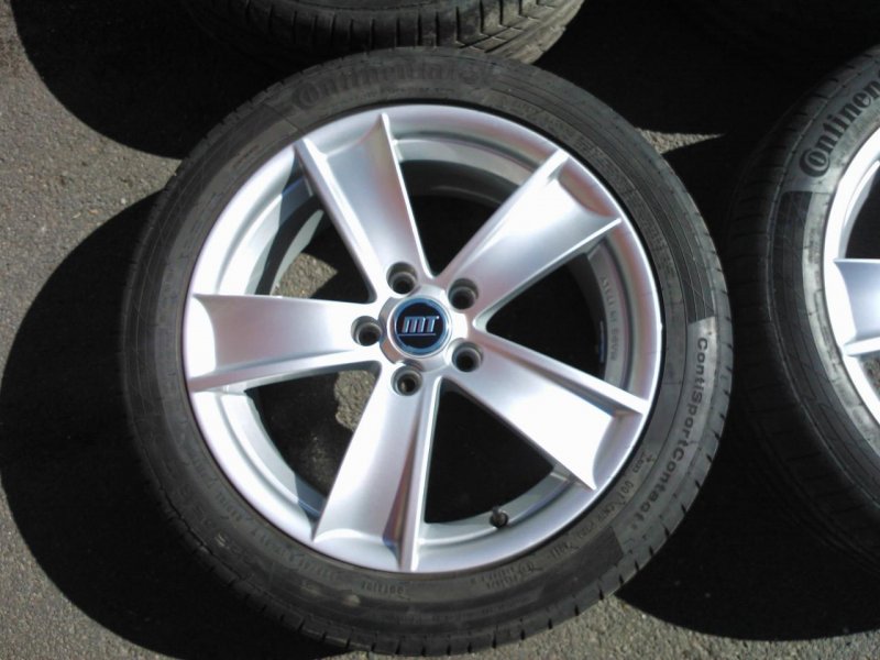 NOKIA Lumia 800_001354.jpg