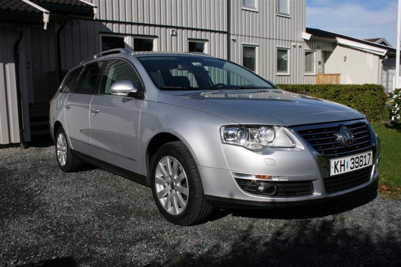 Passat_ 003 (Large).jpg