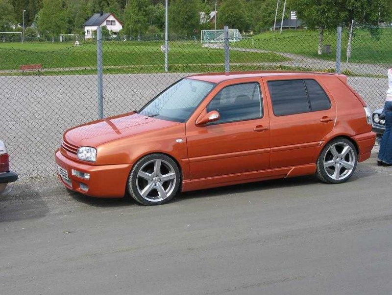 KimAnnarAas Golf1.jpg