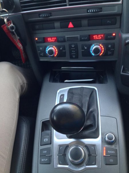 A6 detalj midtkonsoll.jpg