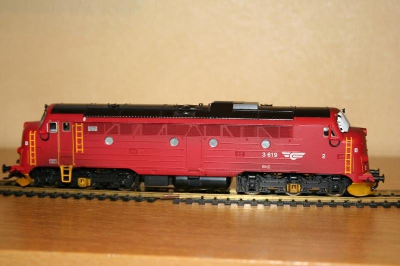 Heljan BMJ Di3 619 smusset lyd.jpg