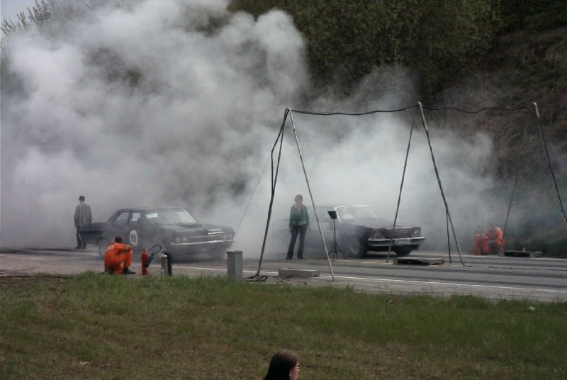 streetleagel 02.05.04 026.jpg