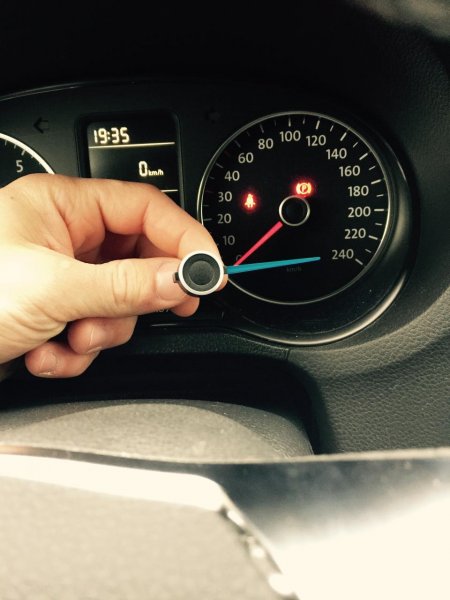 blå nål og rød nål.jpg