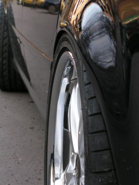 Bilen min med nye sko ;) 005.jpg