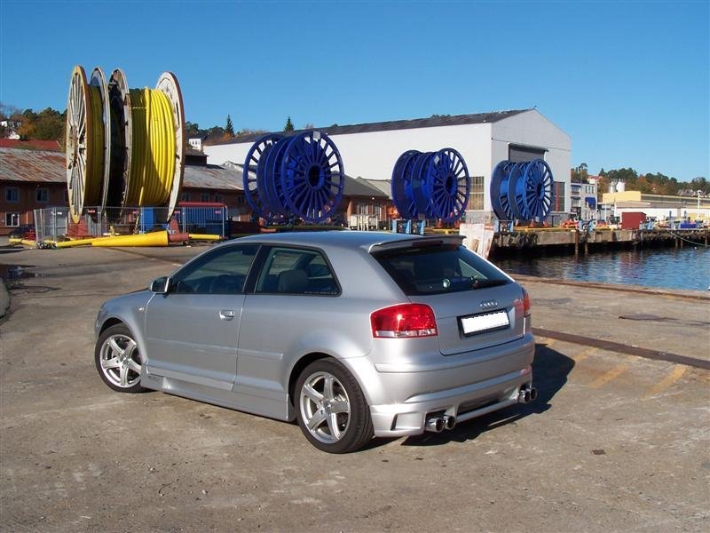 100_1640 (Medium).jpg