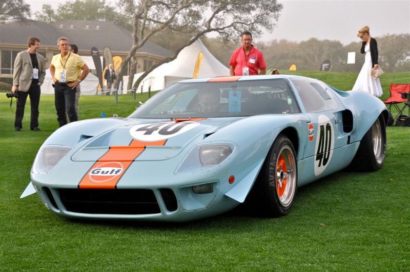 1968-ford-gt40-mk-ii-chassis-1074-left-front-picture.jpg