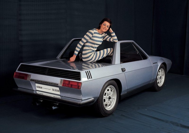 1971_ItalDesign_Volkswagen-Karmann_Cheetah_02.jpg