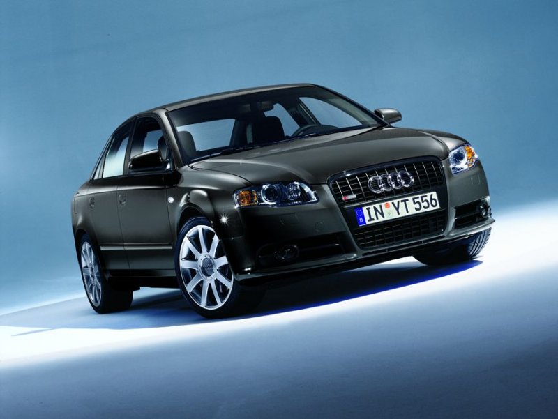 A4 mattschw Außenoptik Delphin.jpg