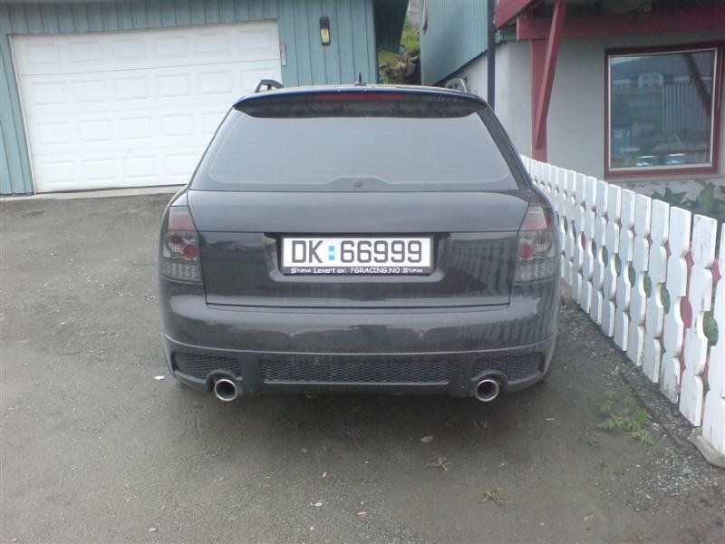 DSC00049 (Medium).JPG