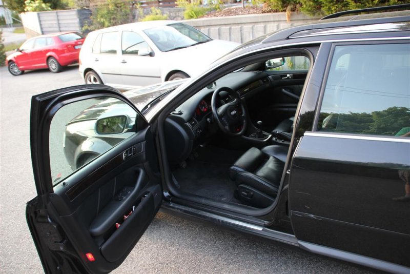 IMG_1828 (Large).JPG