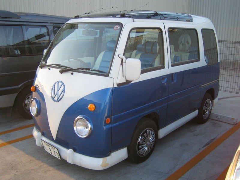 800px-VW_Bus_lookalike_2.jpg
