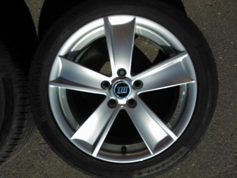 NOKIA Lumia 800_001350.jpg