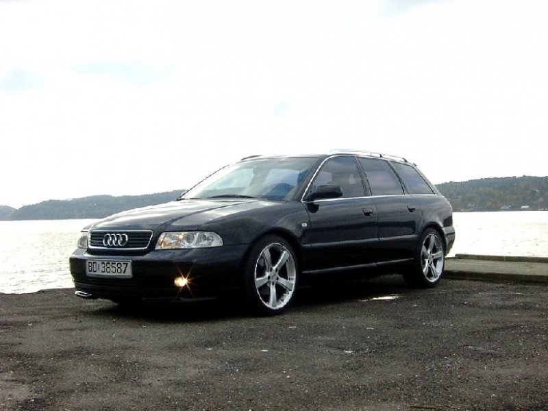 Audi A4 TQ3.jpg