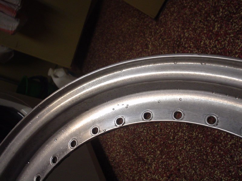 DSC02817 felgkant etter.jpg