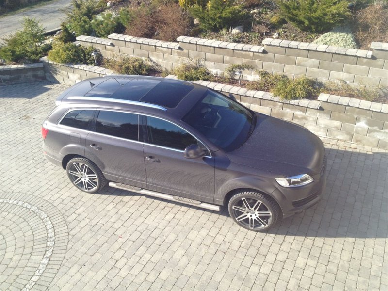 AudiQ7__007.jpg
