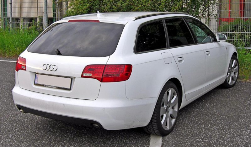 Audi_A6_C6_Avant_3.0_TDI_20090504_rear.jpg