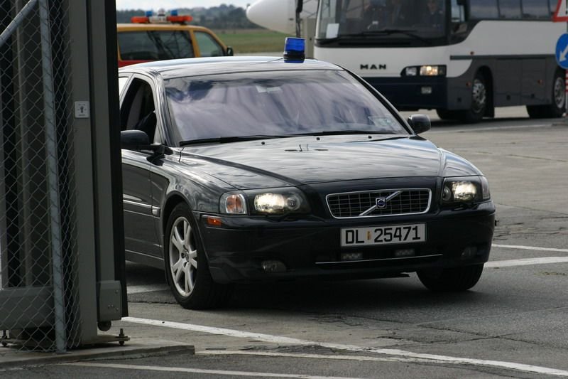 VolvoS80-DL25471.jpg
