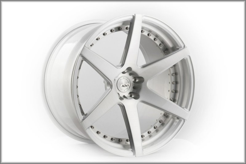 adv1_wheels_adv6_mv2.jpg