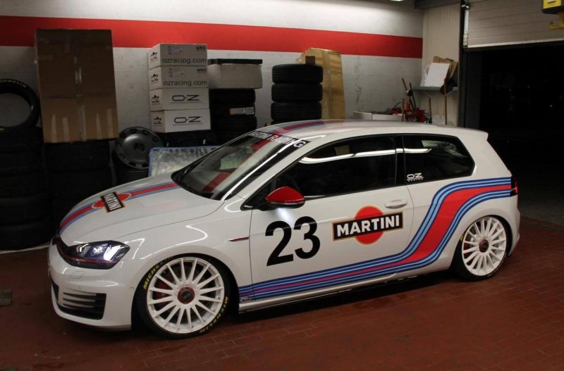 martini-racing-vw-golf-mk7.jpg
