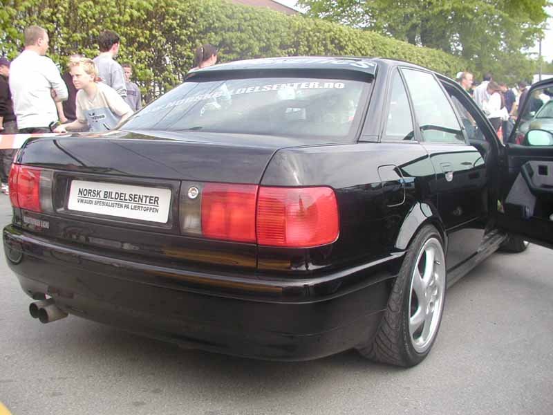 rs2sedan.jpg
