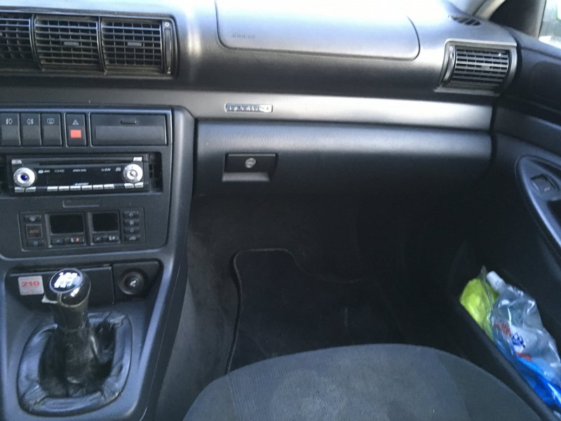 A4V6Av2-6-QuattroB5-interiør passasjer.JPG